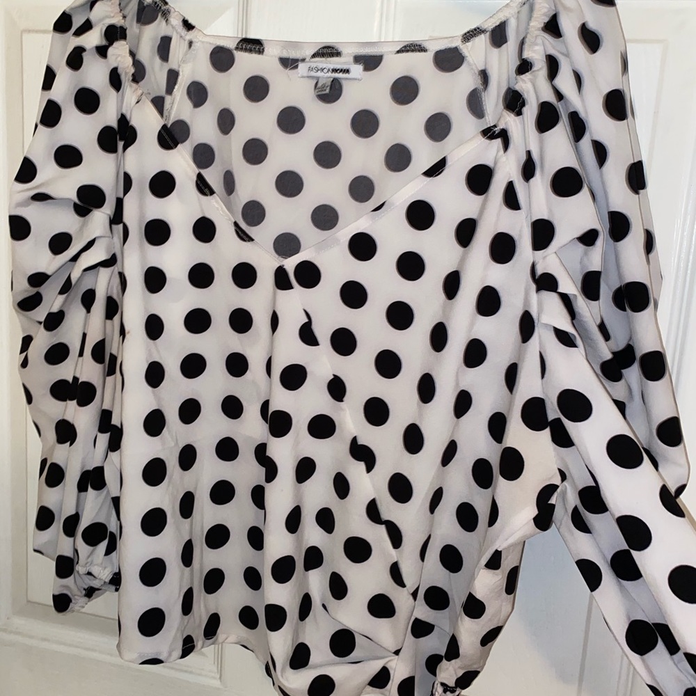 Fashion Nova, Off shoulder polka dot top